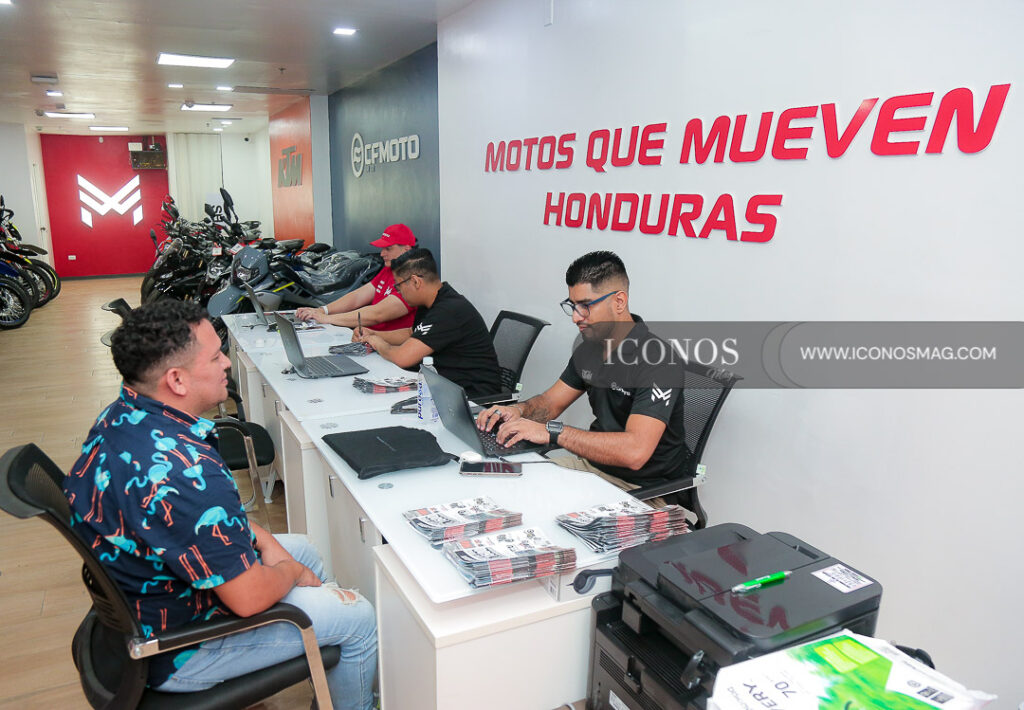 inauguracion movesa by mega mall san pedro sula