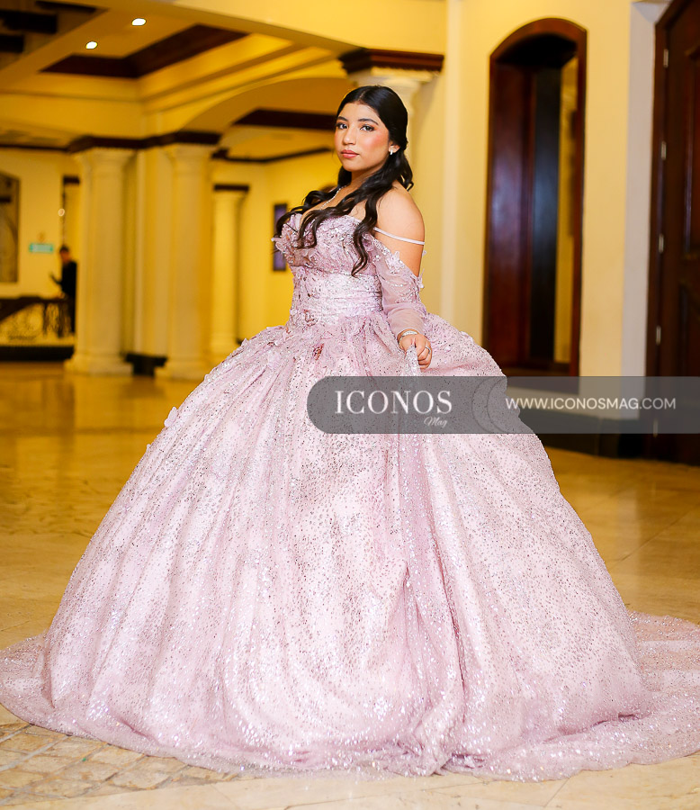 quince anos andrea alexandra funez valle