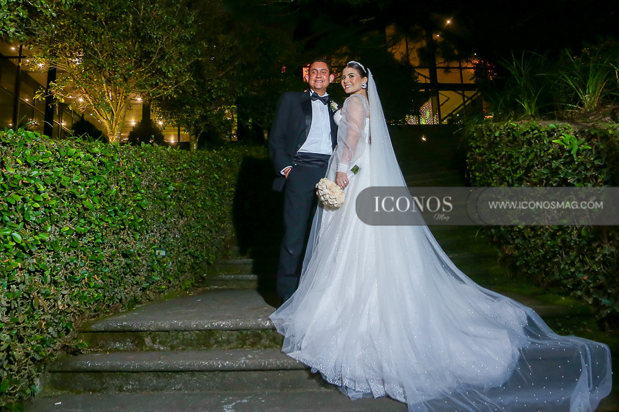 Helen Cecilia Zamora Matute y Alex Mauricio Cosenza Moncadatoshers la cumbre