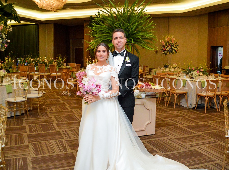 boda religiosa alexa giron cerrato y guillermo bogran ayestas