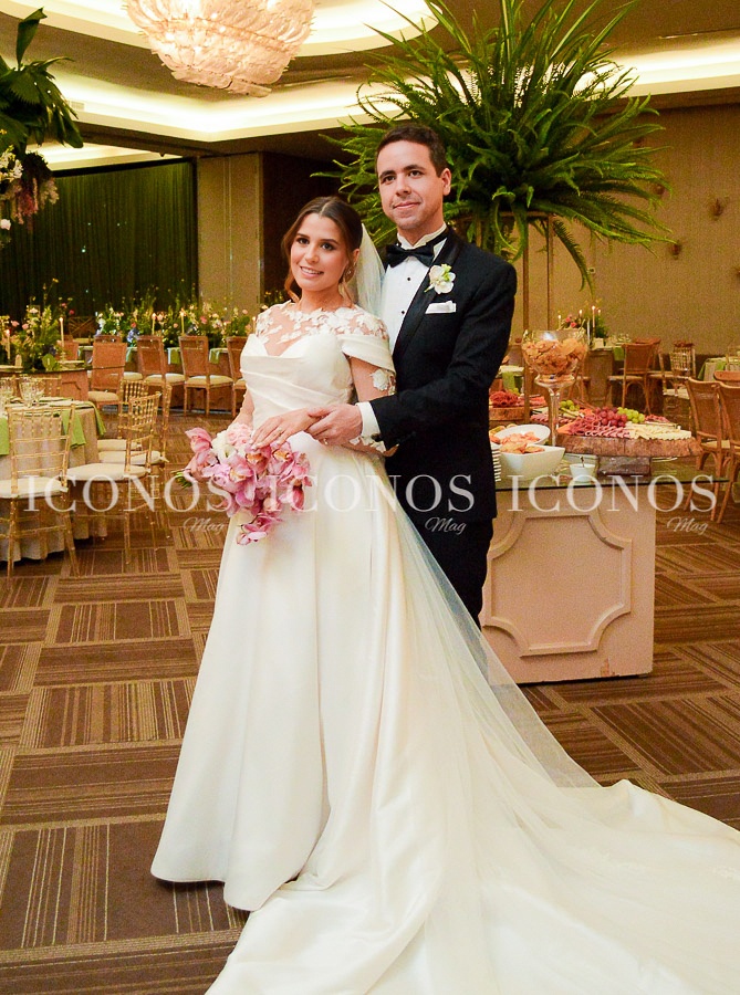 boda religiosa alexa giron cerrato y guillermo bogran ayestas