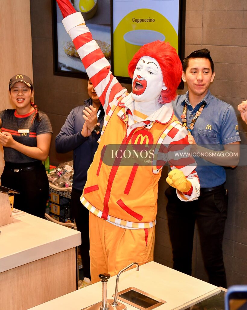 alianza estrategica de optimus card uth y mcdonalds honduras