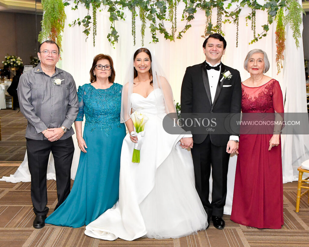 boda Maria jose Pineda Solorzano y Brayan Alexander Acosta Aguilar