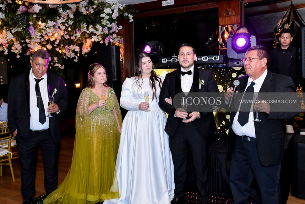 boda religiosa laury mejia sagastume y robert ugarte lopez