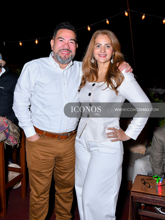 coctel boda de claudia rebeca figueroa Munoz y jasson omar hercules amaya parte