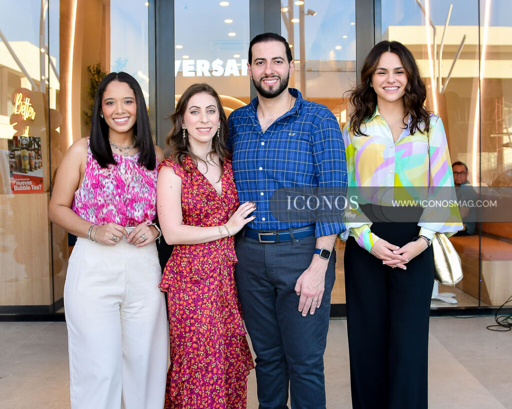 inauguracion versailles cafe town center honduras