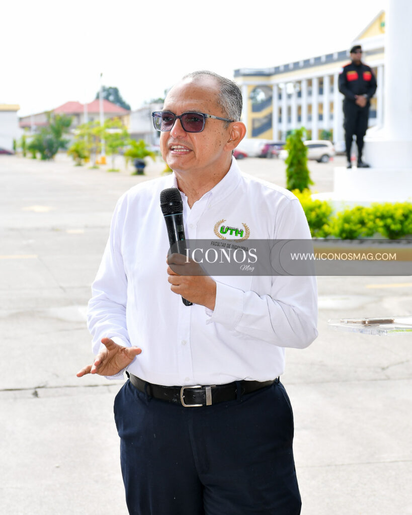 izada de bandera anos uth honduras