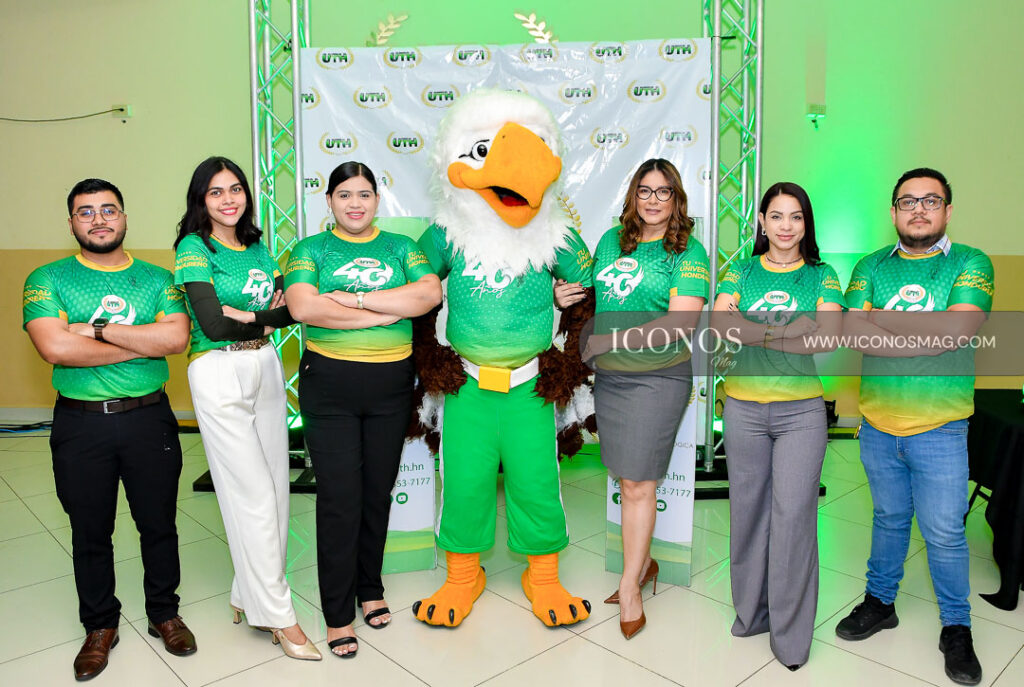 presentacion camiseta aniversario uth honduras