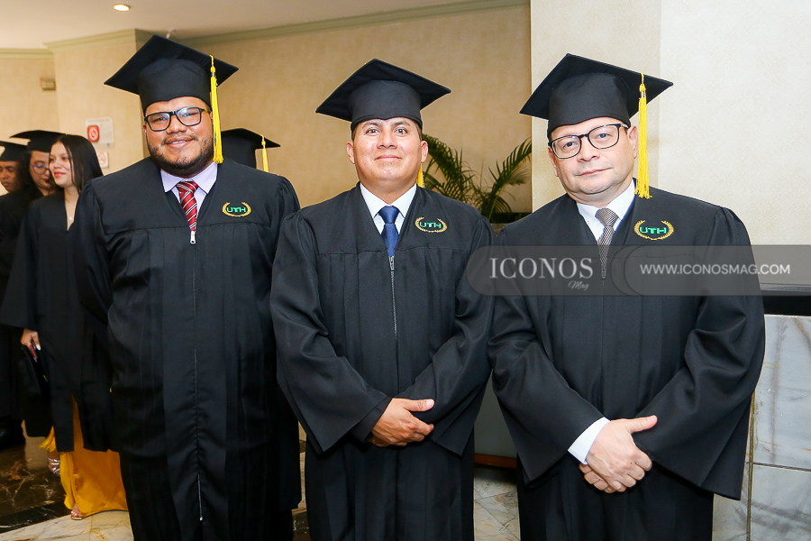 primera graduacion uth tegucigalpa UTH ENERO