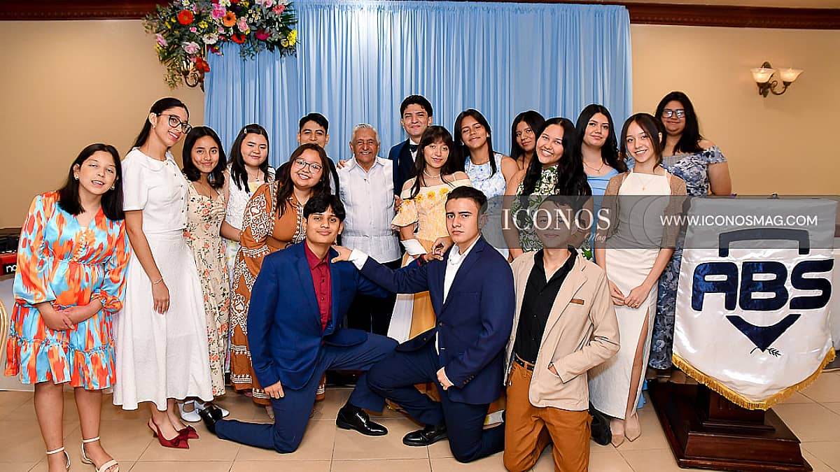 SEGUNDA PARTE El desayuno de los <em>Seniors ABS</em> 2026 <em>by</em> Academia Bilingüe <em>Shalom</em>