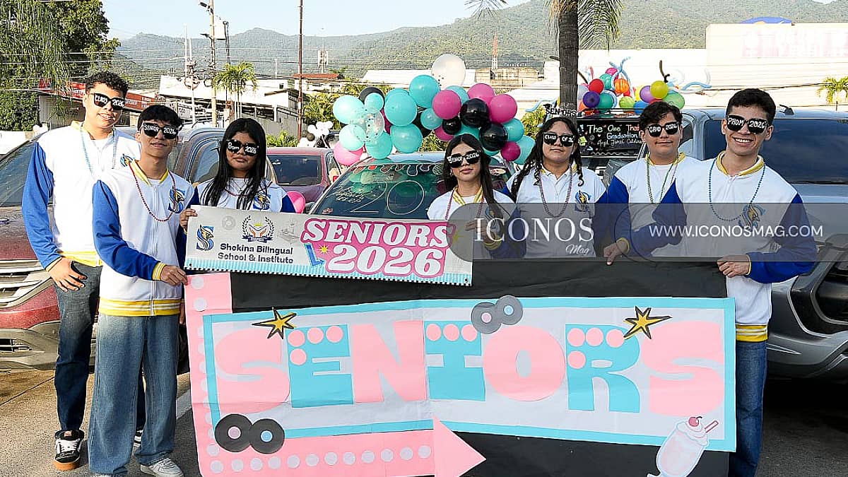 SEGUNDA PARTE La entrada de los <em>Seniors SBS</em> 2026 <em>by Shekina Bilingüal School</em>