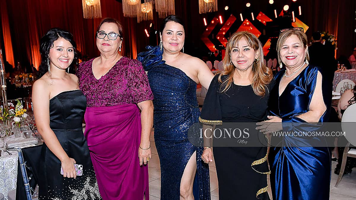 PRIMERA PARTE La renovación de votos de Mendy Jessel Ramírez de Regalado y Delmer Edgardo Regalado Castellanos