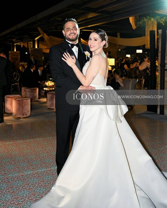 PORTADA boda Claudia del Cid Quilico y Jesus Suazo Mendoza