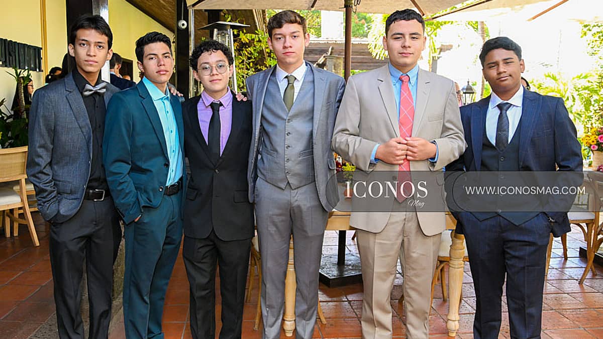 SEGUNDA PARTE El desayuno de los <em>Seniors LST 2026 by Liberty School Tegucigalpa</em>