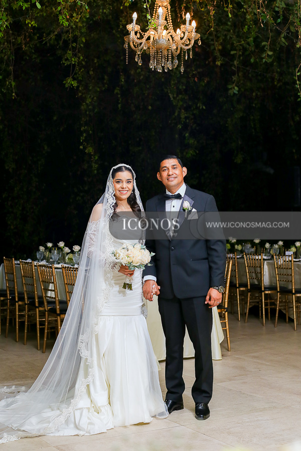 Teresa de Jesus Sanchez Hernandez y Roger Adalberto Trujillo Avila sanchez liquidambar