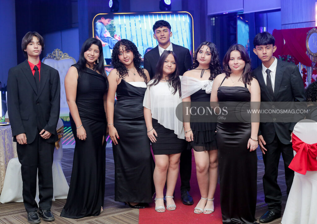 celebracion quince anos vielka desiree carcarmo espinoza