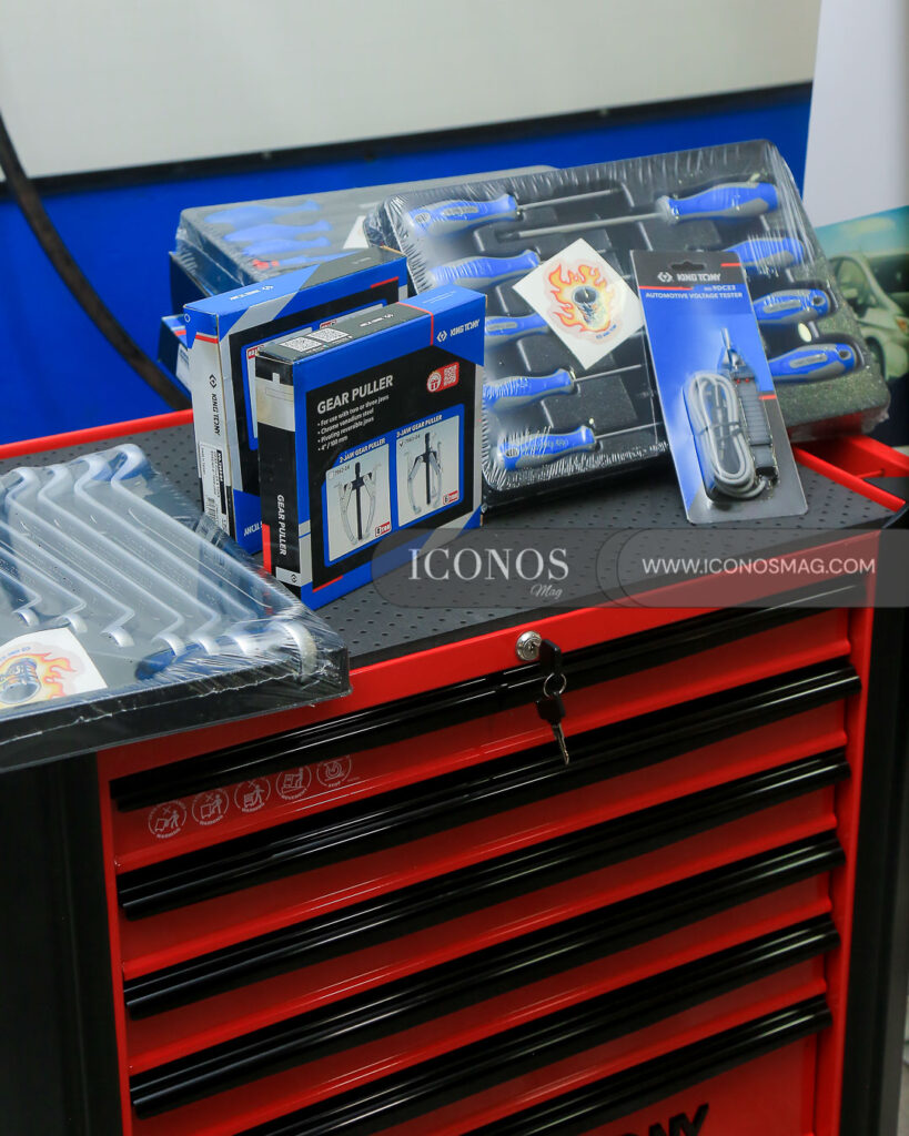 donacion grupo flores a centro tecnico hondureo aleman san pedro sula