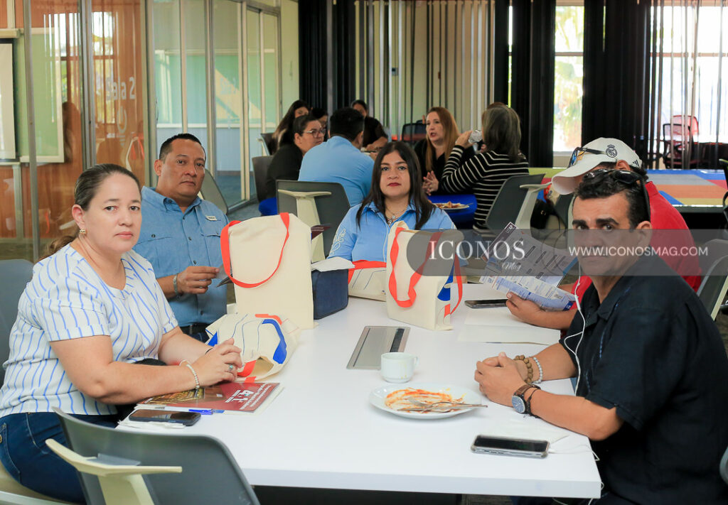 familias fuertes en tiempos digitales by usap honduras