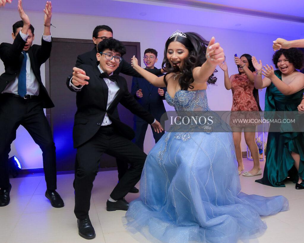 fiesta quince anos de camila abigail reyes