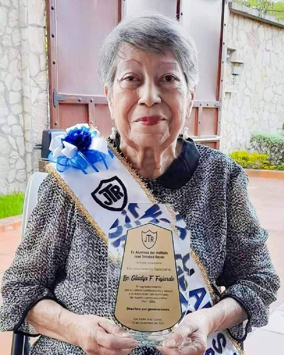 Gladys Fajardo: adiós a la directora eterna del instituto José Trinidad Reyes