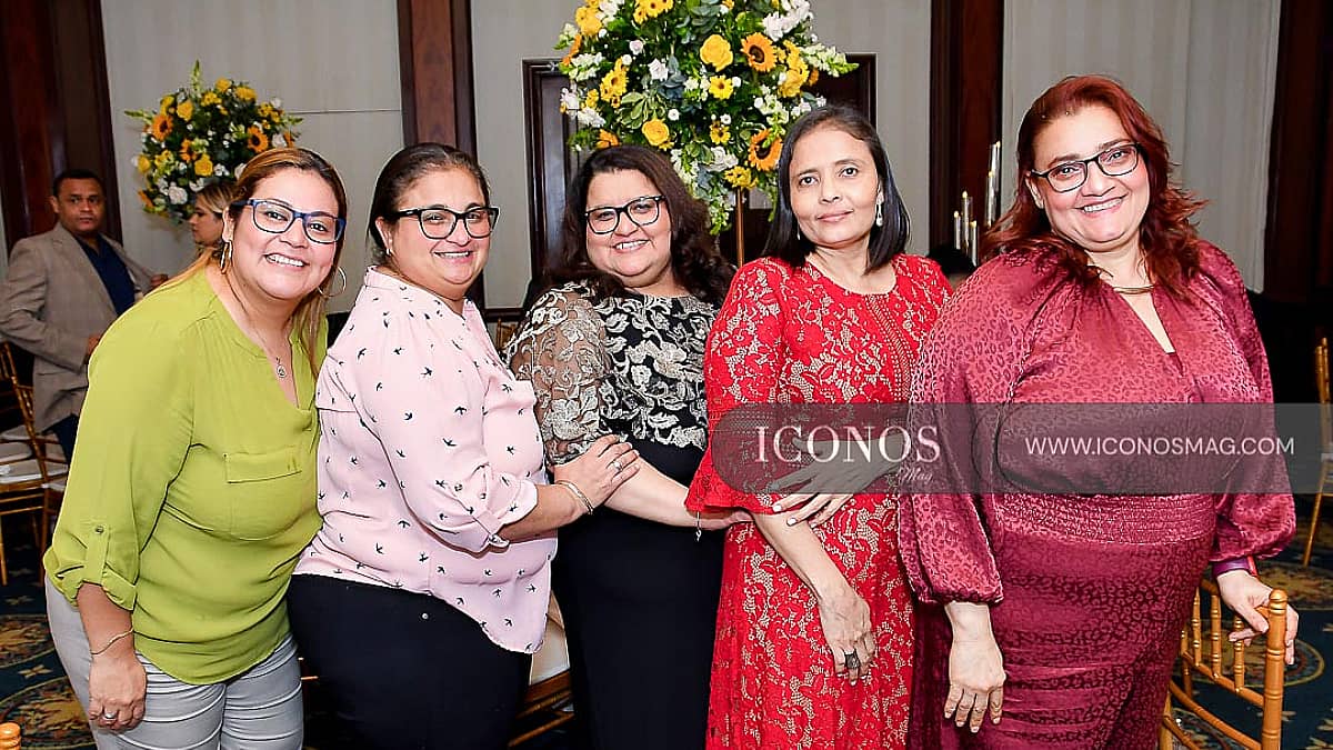 La boda de Mary Sujey Caballero Tinoco y Sergio José Mendoza Martínez