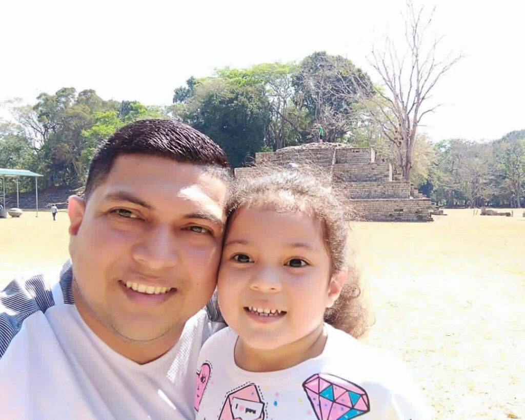 paris amisis gomez aguilera