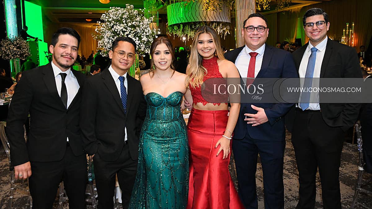 PRIMERA PARTE El banquete nupcial de Andrea Carolina Lainez Zelaya y Héctor Augusto Díaz del Valle Robles