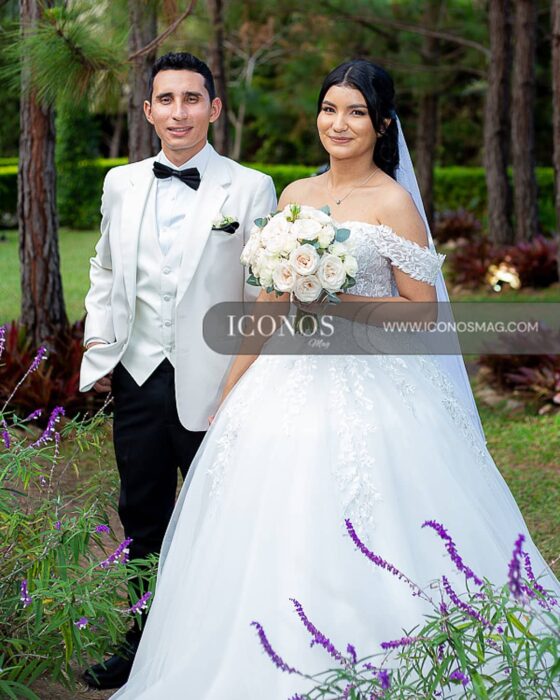 PORTADA boda Andrea Thais Canales Nunez y Arnold Antony Arriaza Argueta