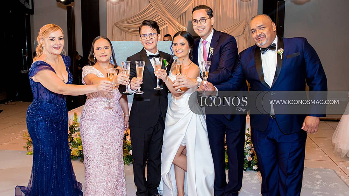 PRIMERA PARTE La boda de Fabiola Perdomo Rivera y Daniel Oyuela Rodríguez