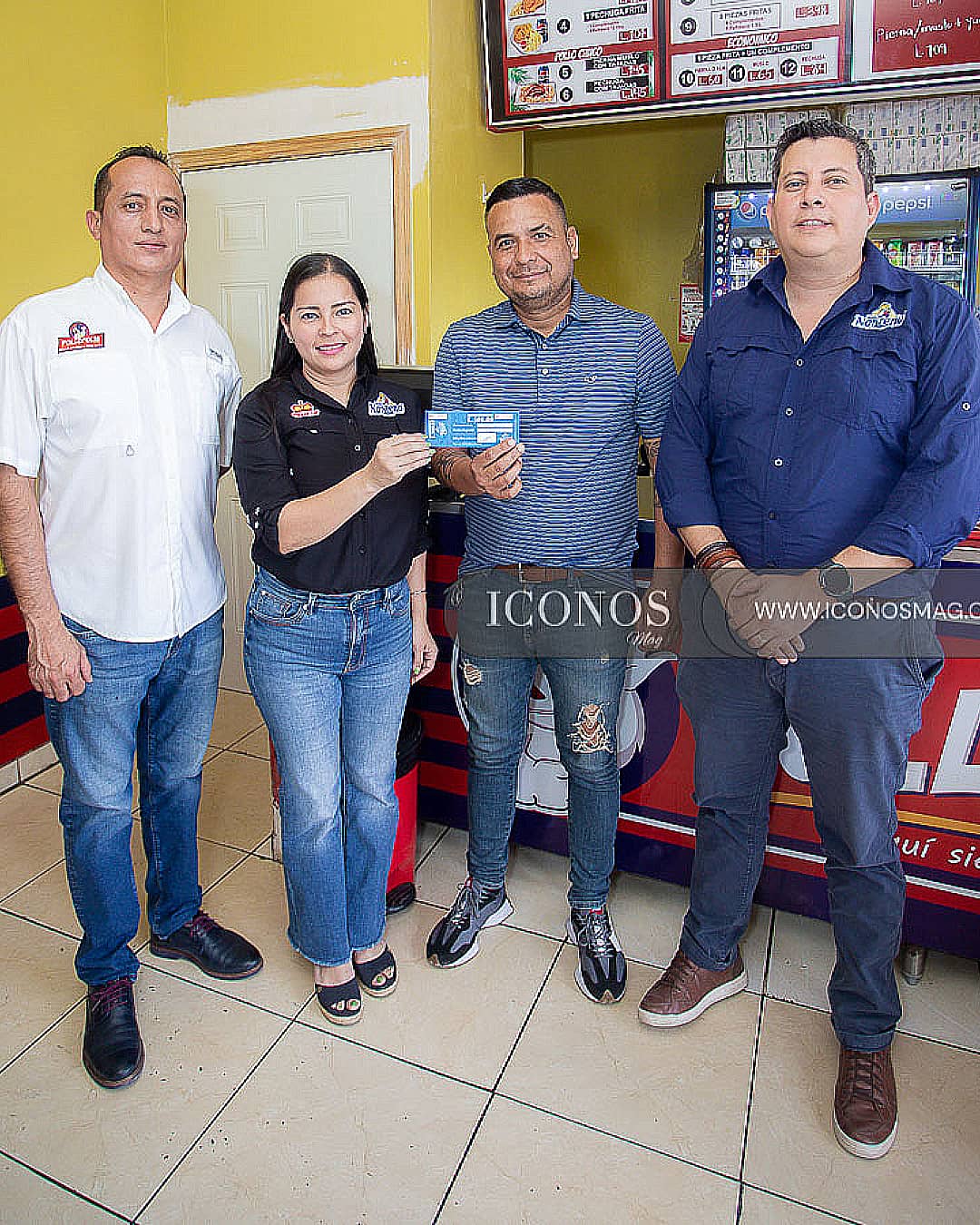 PORTADA entrega de premios piernitas chucas fest tegucigalpa