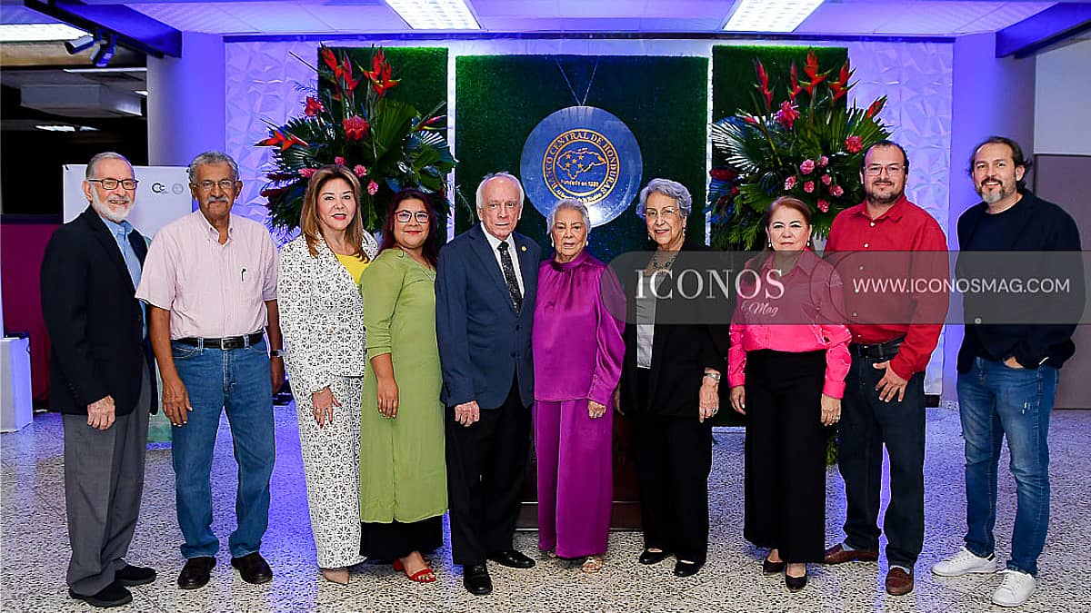 PRIMERA PARTE La exposición temporal <em>Sentimientos y colores</em> 2026 <em>by</em> Banco Central de Honduras