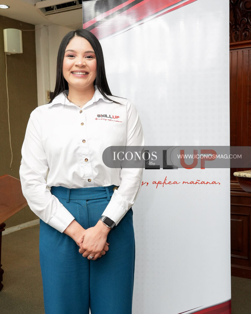 alianza optimus card y skill up