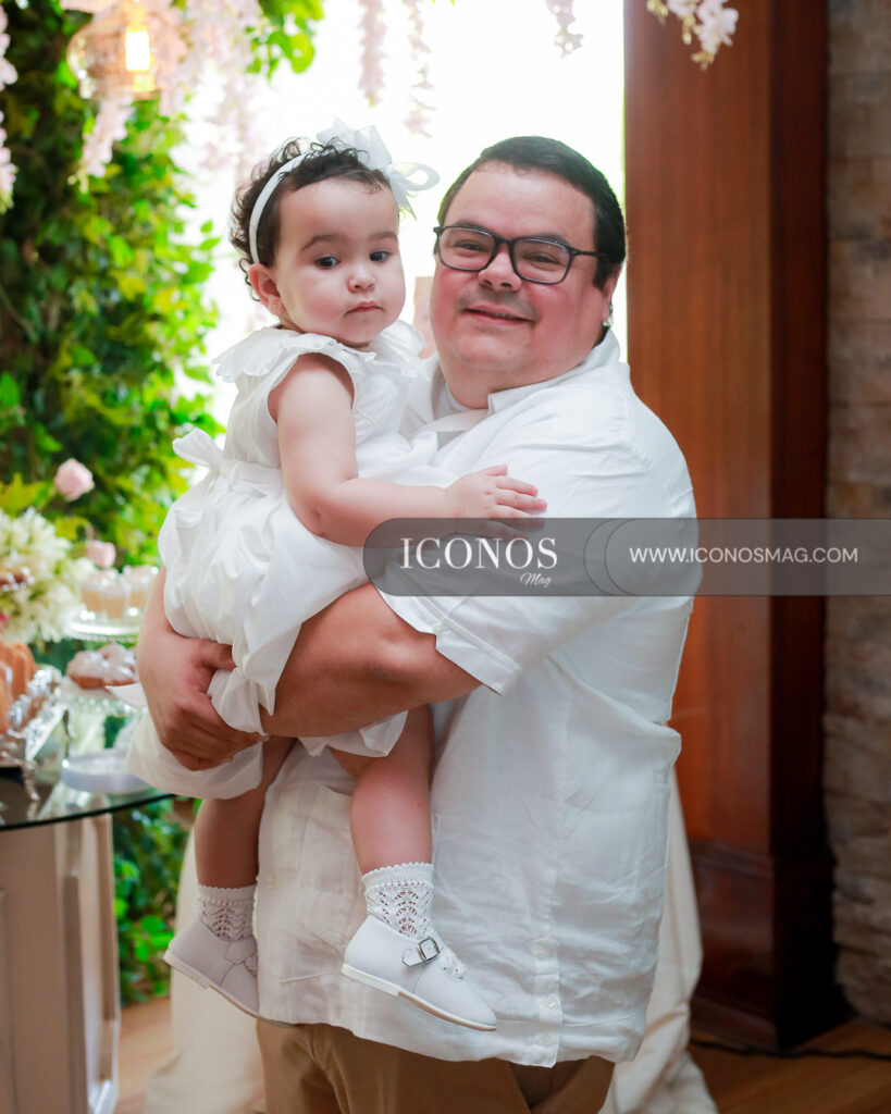 bautizo victoria regina cousin saybe