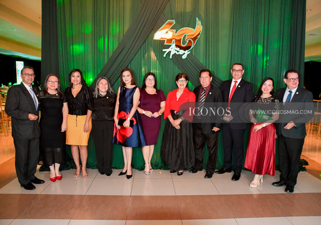 coctel alumni uth honduras aniversario