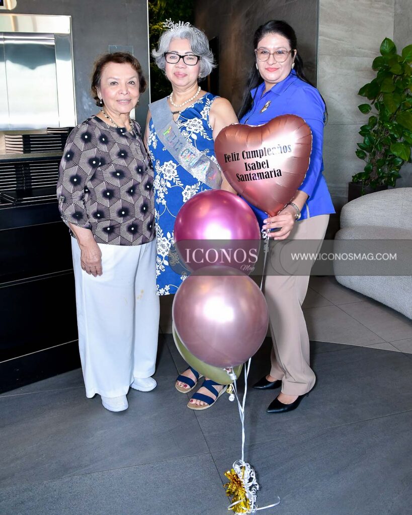 cumpleanos isabel santamaria de cruz