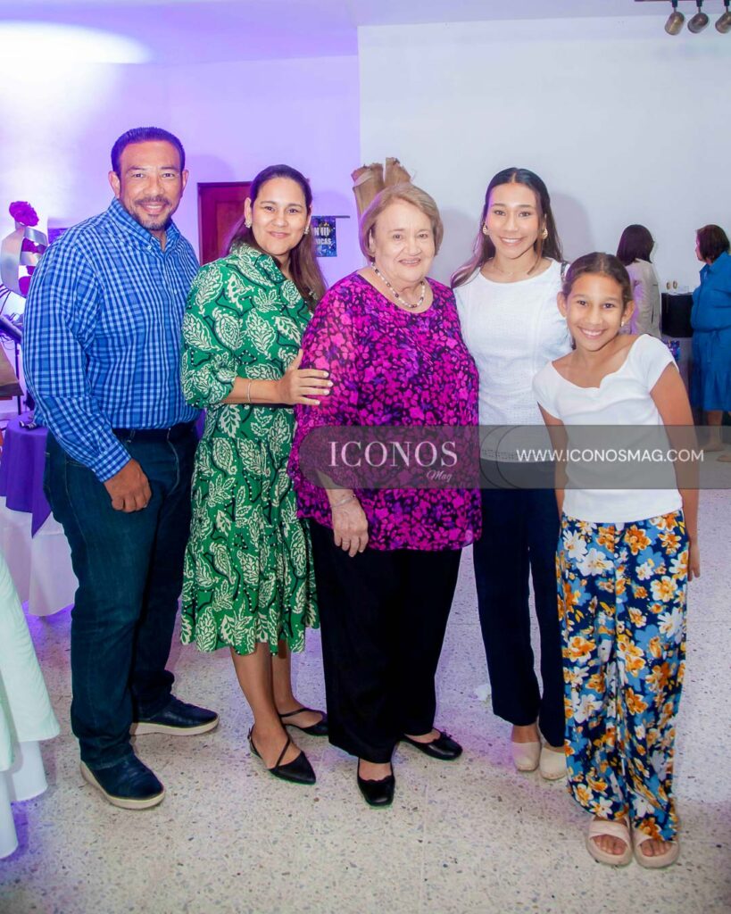 exposicion club de jardineria de san pedro sula