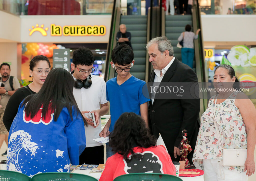 exposicion calendario japones by megamall honduras