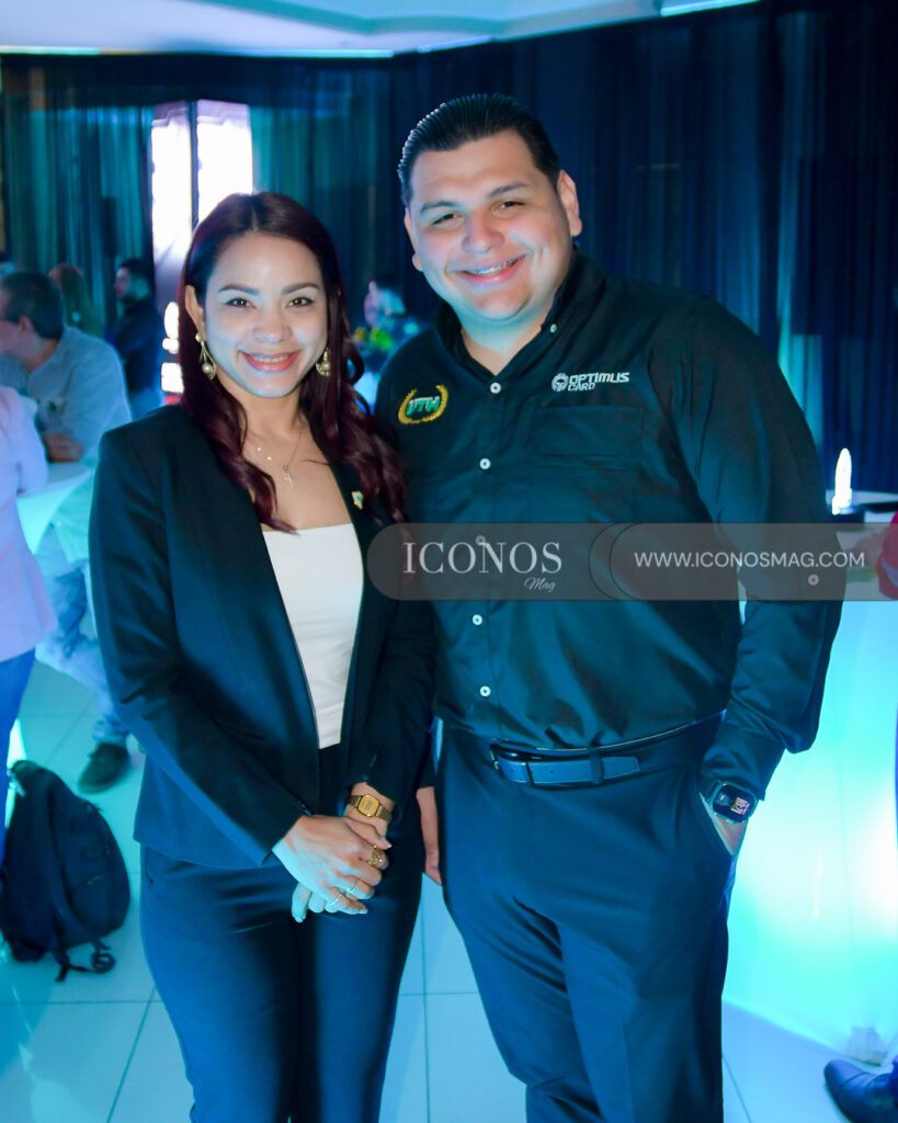 lanzamiento de la tarjeta optimus card en la wallet