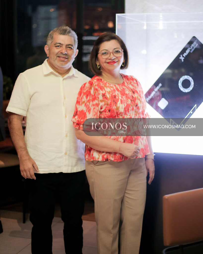 lanzamiento tarjeta de credito private issue metalica by banco cuscatlan honduras