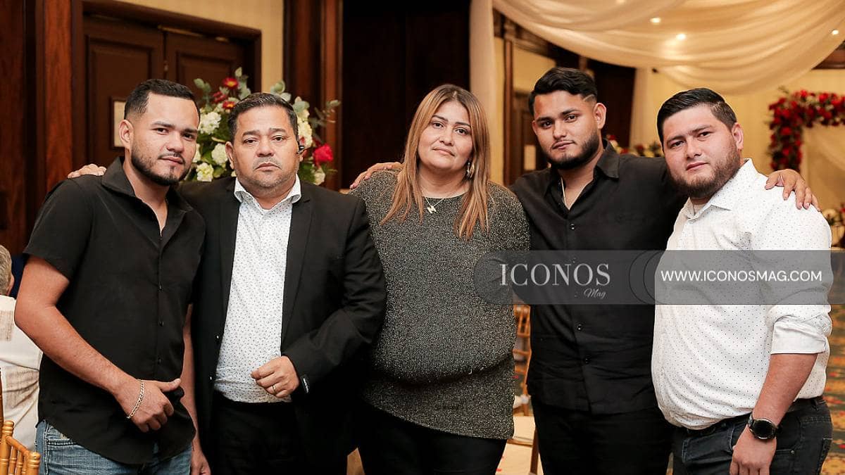 La boda de Kimberly Gissell Mejía Rodríguez y Dorian Miguel Flores Portillo