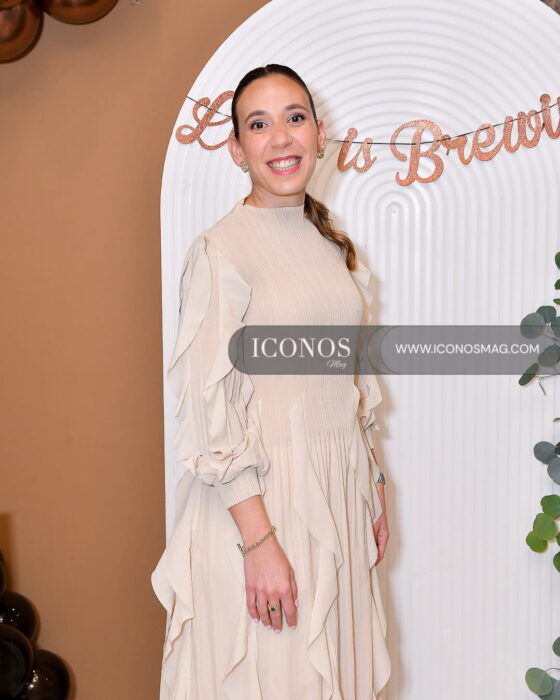 portada camila hasfura