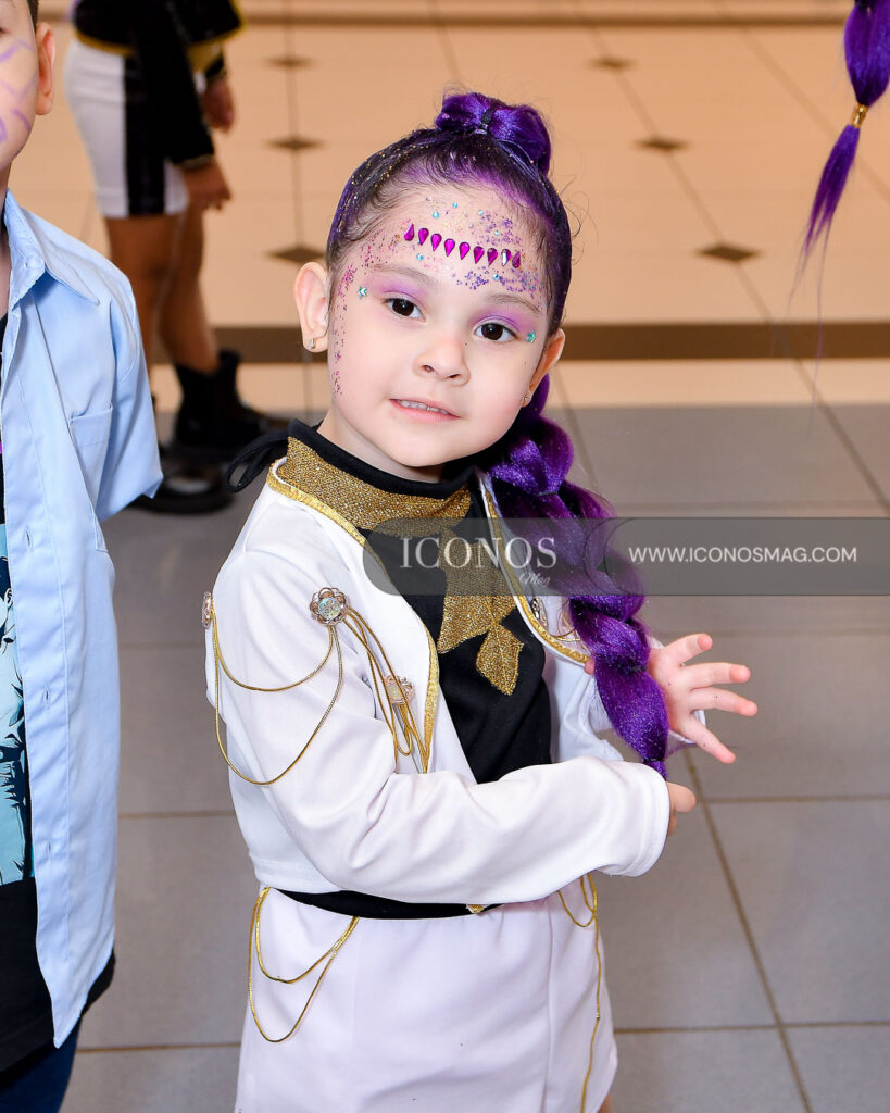 presentacion kpop demon hunters banco atlantida honduras