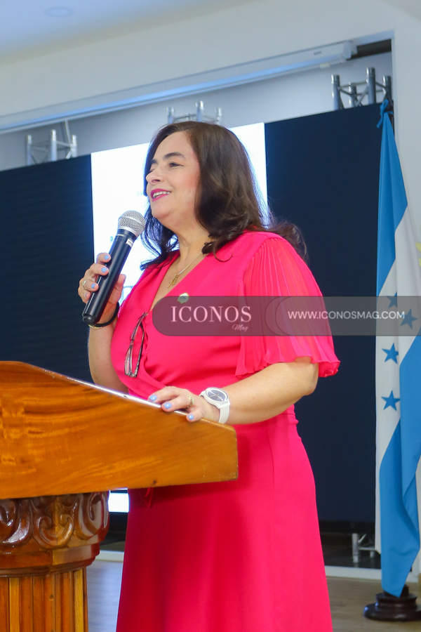 uth documental embajada dominicana