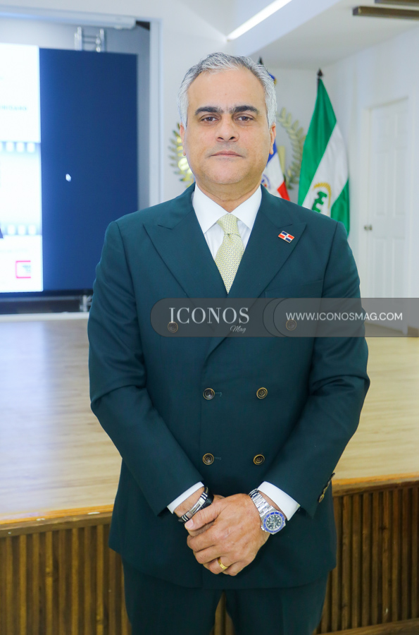 uth documental embajada dominicana