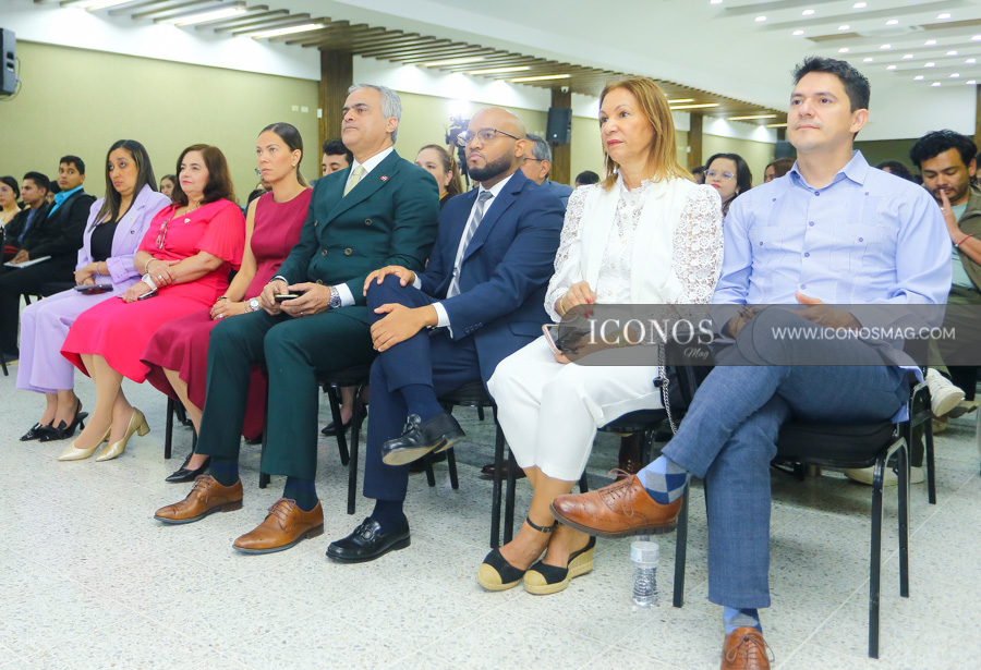 uth documental embajada dominicana