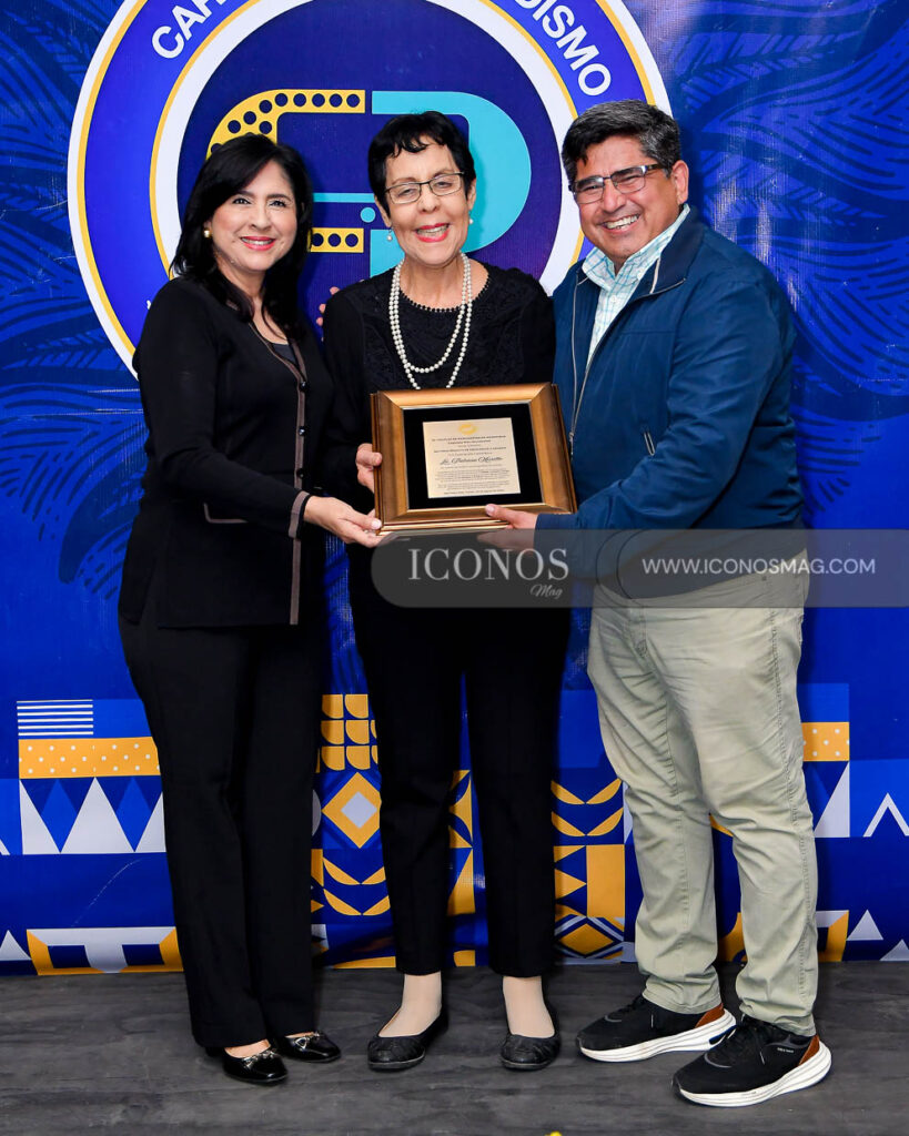 Homenaje trayectoria patricia murillo