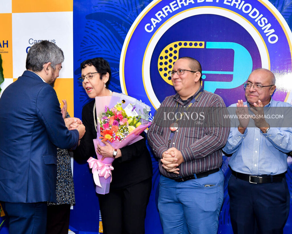 Homenaje trayectoria patricia murillo