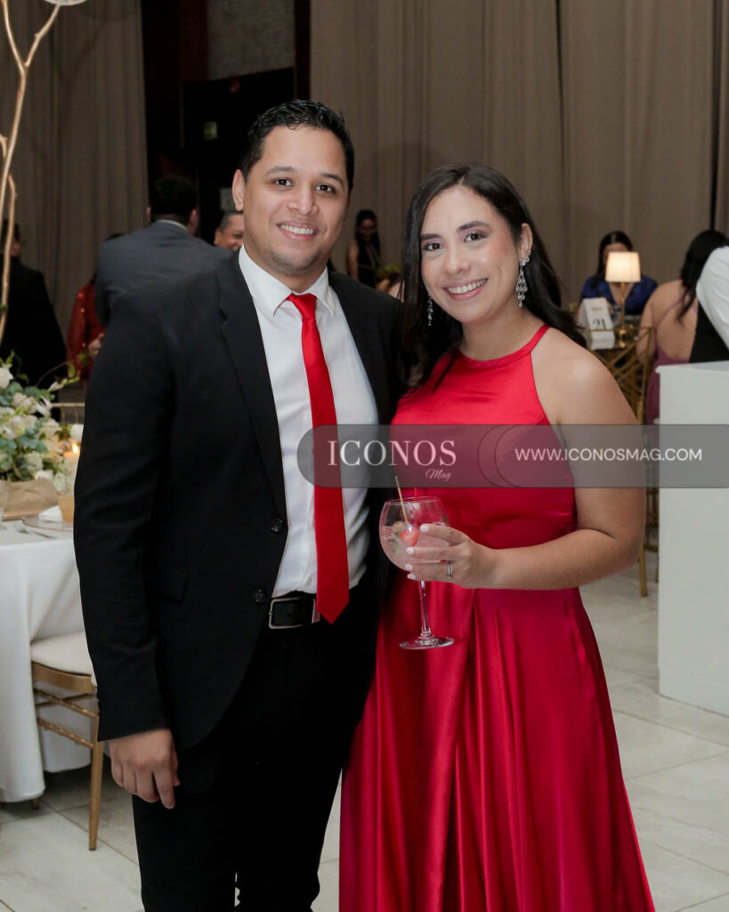boda bessy sanchez y rolando maradiaga