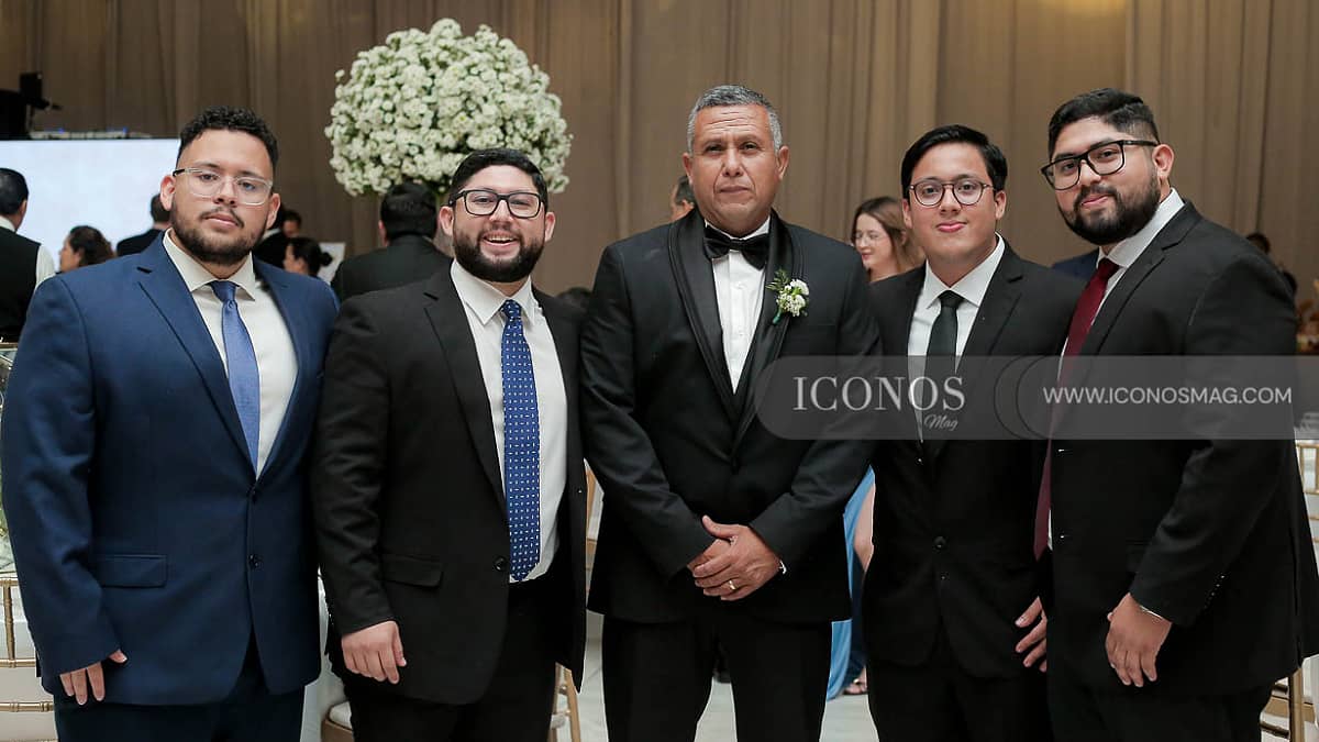 La boda de Bessy Arely Sánchez y Rolando José Maradiaga