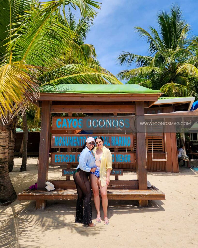 camping cayos cochinos honduras